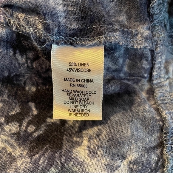 C&C California Tie Dye Linen Blend Top - Picture 5 of 6